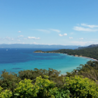 « Kite & Wine » sur une île de Méditerrannée